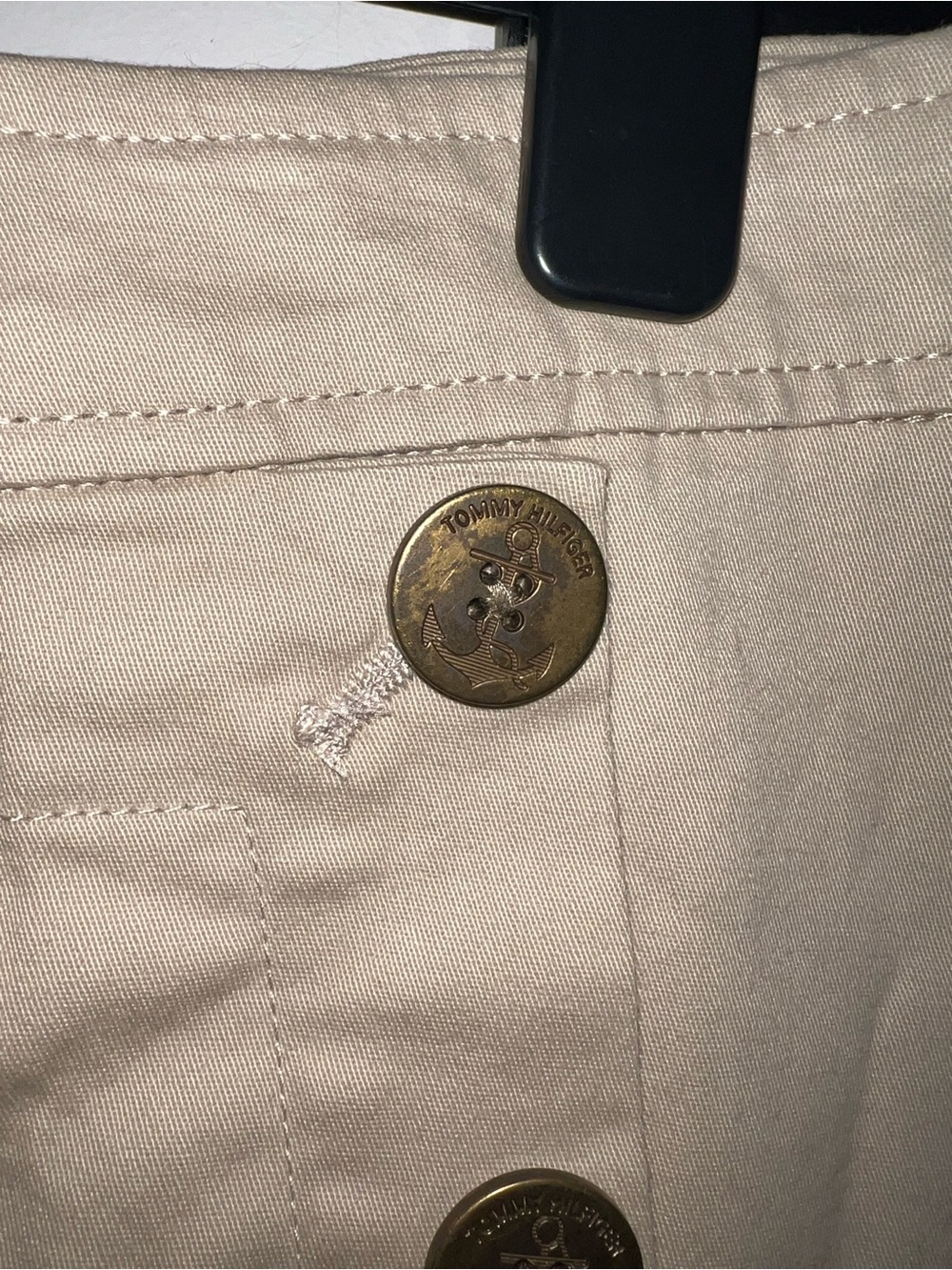 Tommy Hilfiger Beige Button-Accent skirt size 10 - Picture 3 of 9